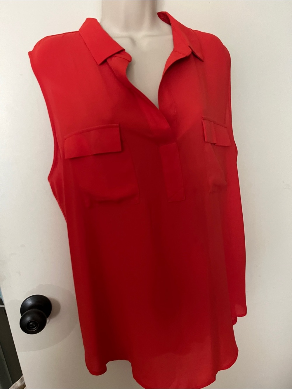 LOFT Red Sleeveless Split-Neck Blouse